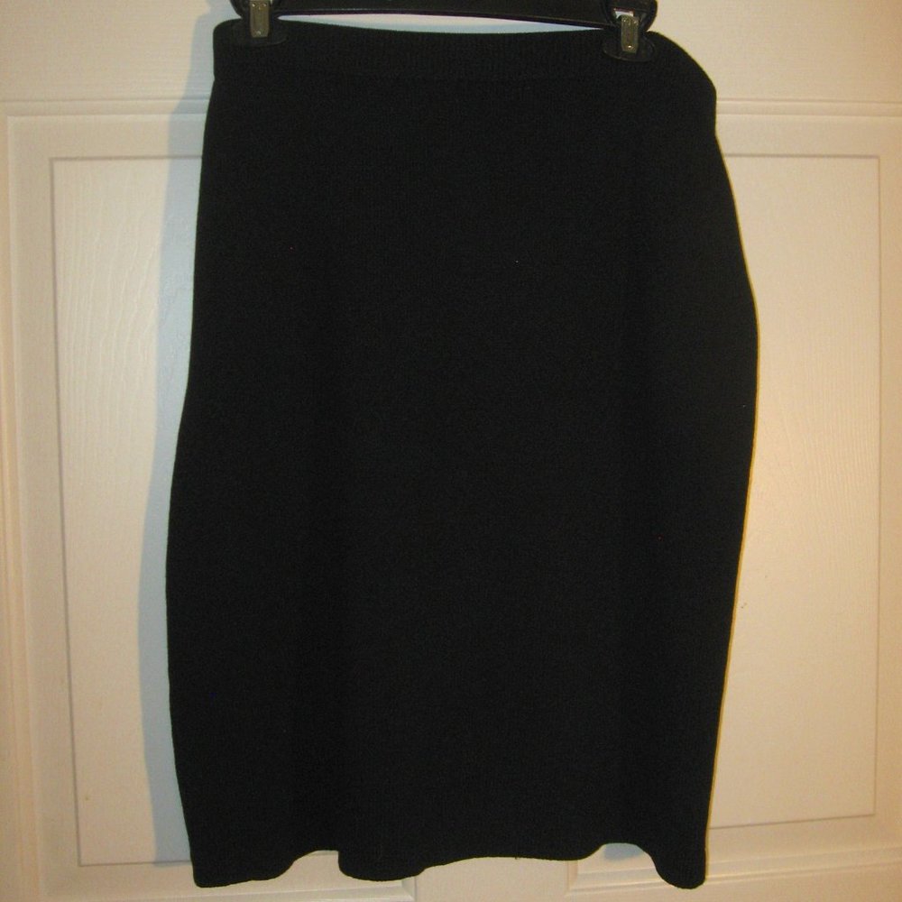 St. John Basics Sz 14 Pencil Skirt Black